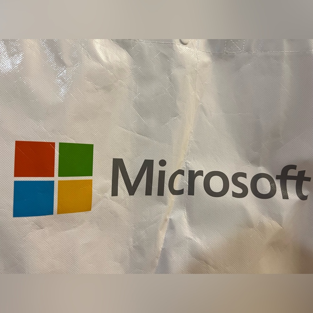 Official Microsoft Store Reusable Shopper Bag - Picture 4 of 6